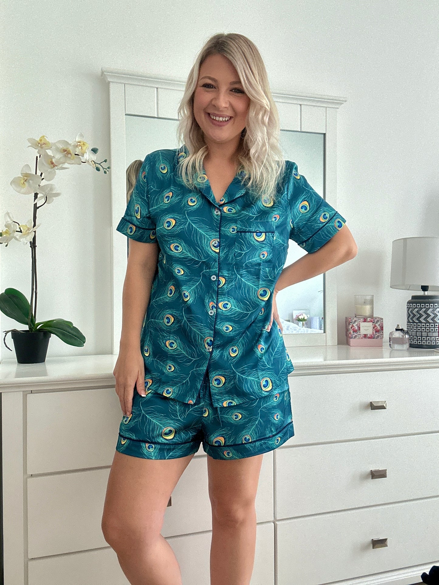 Satin Peacock Feather Pyjama set with elastic bottoms - Short set