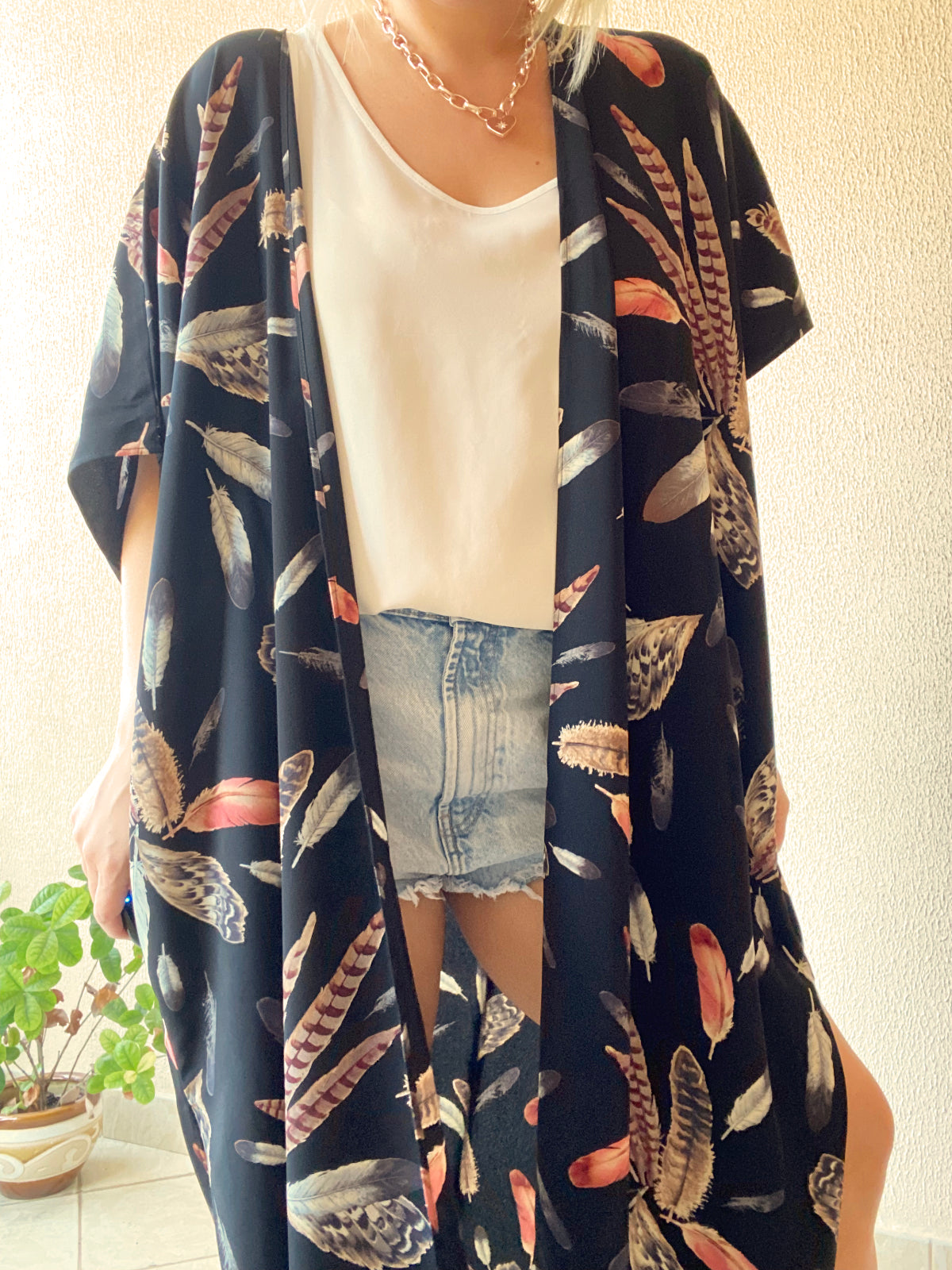 Black feathers kimono