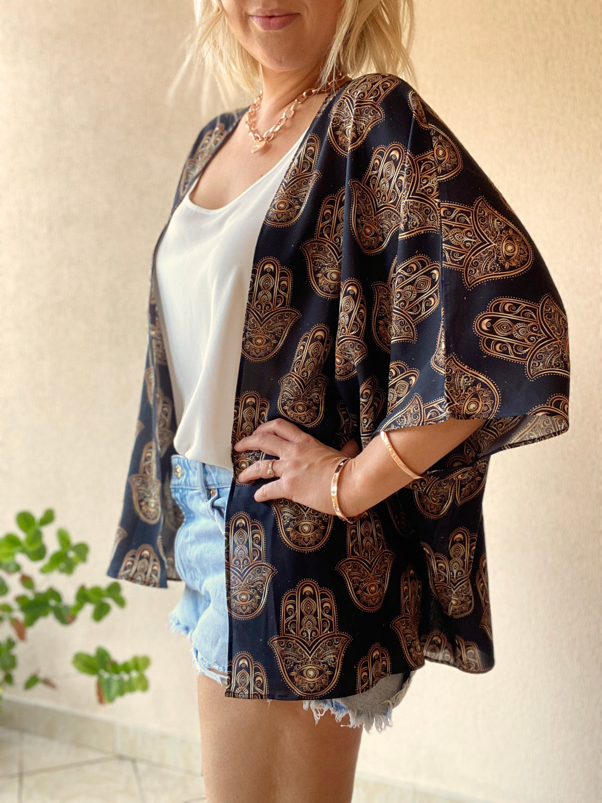 Black and gold hamsa hand Kimono - 3 Lengths