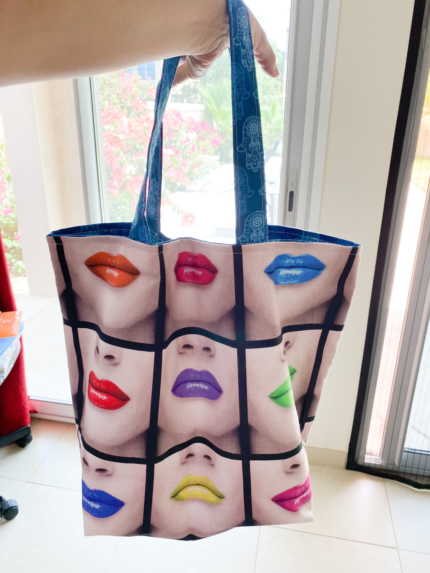 Large Reversible retro tote bag